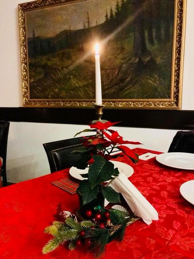 Pension Casa Vanatorilor Беїле-Оленешті Екстер'єр фото